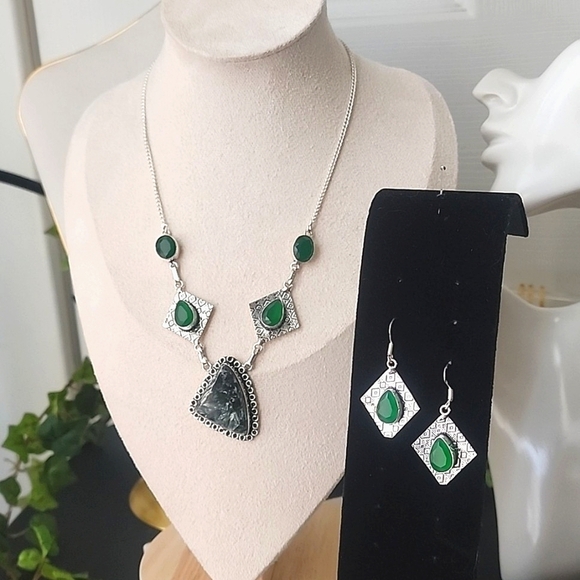 Boho 925 Silver Plated Necklace Earrings Set Seraphinite Pendant Emerald Green - Picture 5 of 8